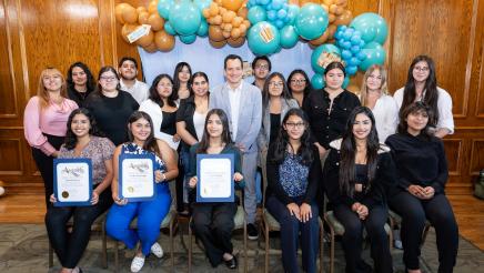 Group photo of Speaker Emeritus Rendon with all program participants