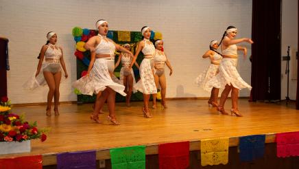 Asm. Rendon throws a Fiesta for AD 62 Volunteers