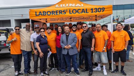 Group photo of Asm. Solache with Laborers' Local 1309 members